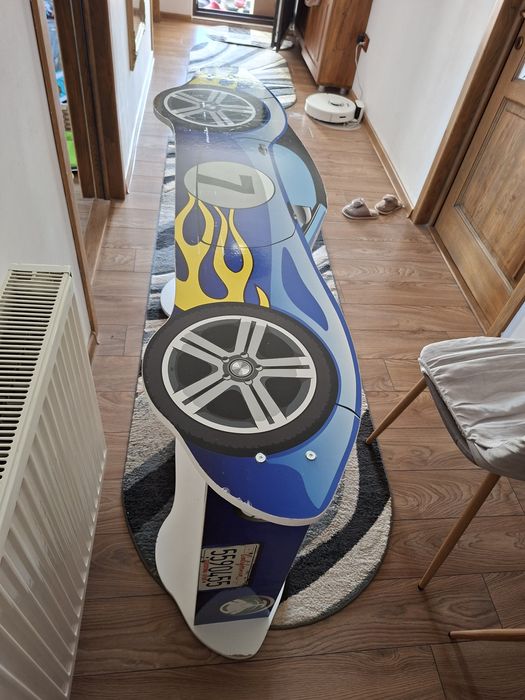 Pătuț băiat mașinuță