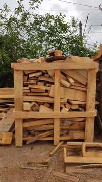 Vânzare lemne pentru foc