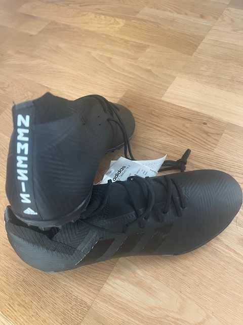 Редки чисто нови Adidas футзал обувки Nemeziz 18.3 Tango номер 44 2/3