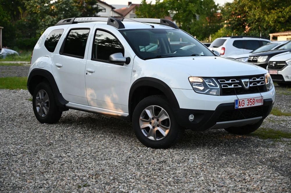 Dacia Duster 11.2015 1.5dci 4x2 110cp Euro6 Proiectoare / Pack look/Navigatie