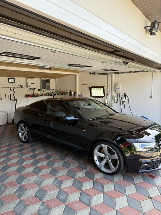 Audi A5 Coupe quattro
