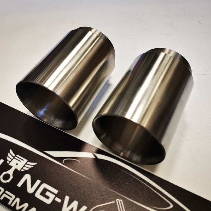 Спортни накрайници ауспух генерация гърне bmw 335i r32