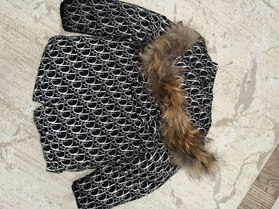 Продам детскую зимнюю куртку. Р 86.