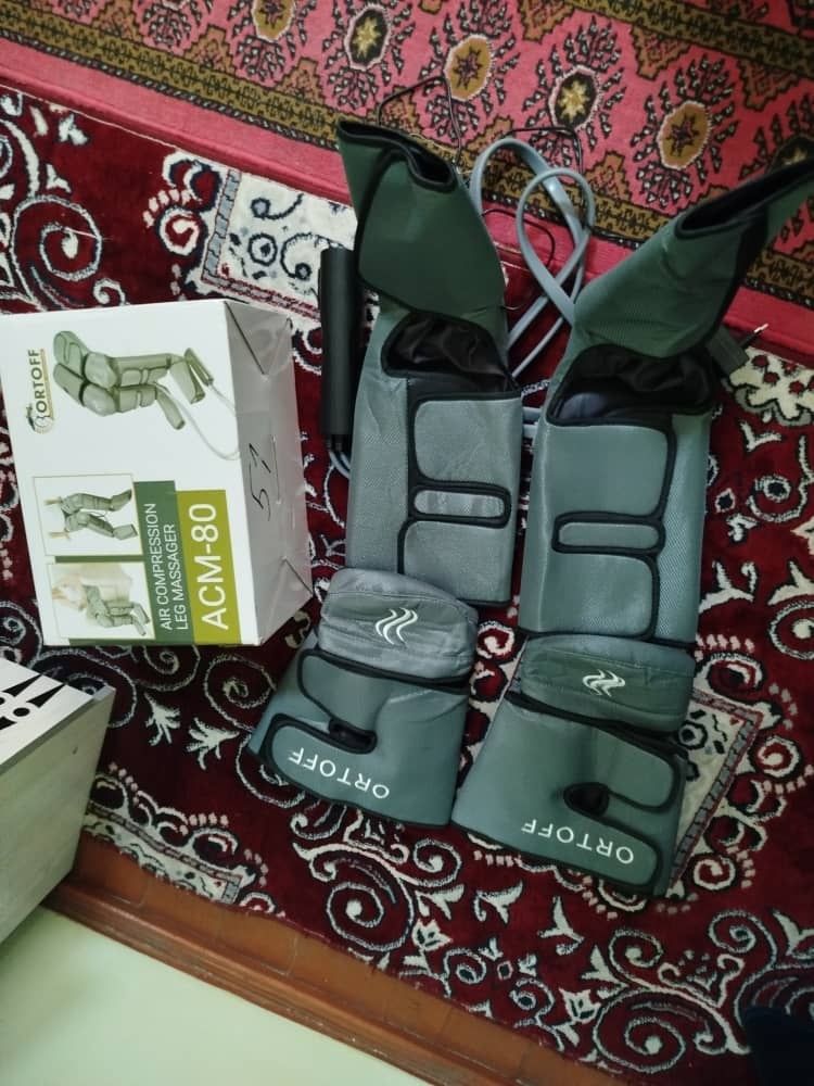 Oyoqlarni massaj qiladigan aparat