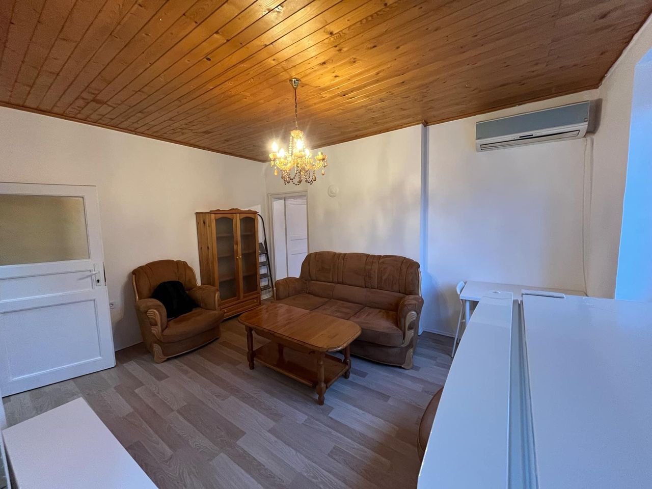 Дава се под наем Двустаен апартамент в София, Толстой - 48 кв.м за 400 € - Снимка #3