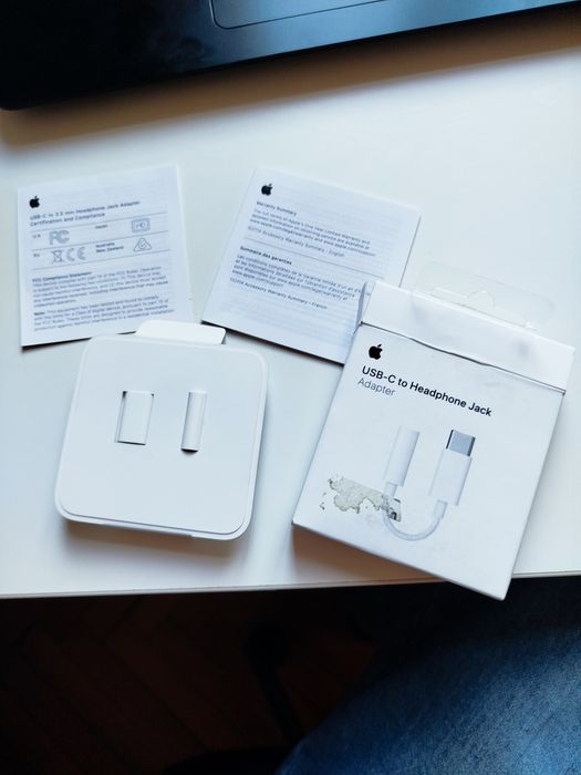 Apple usb c to 3.5mm adapter преходник адаптер