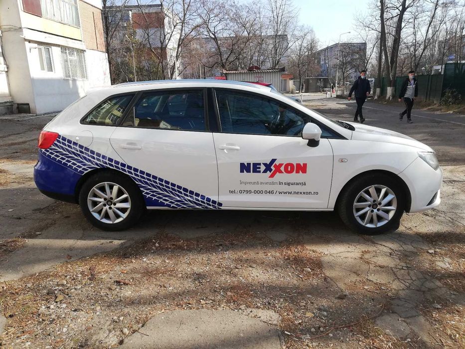 Colantare auto/spații comerciale