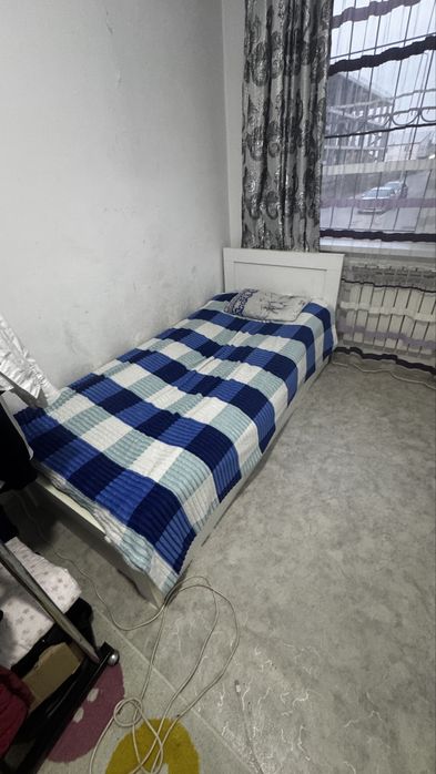 Продаю две кравти, в хорошем состоянии