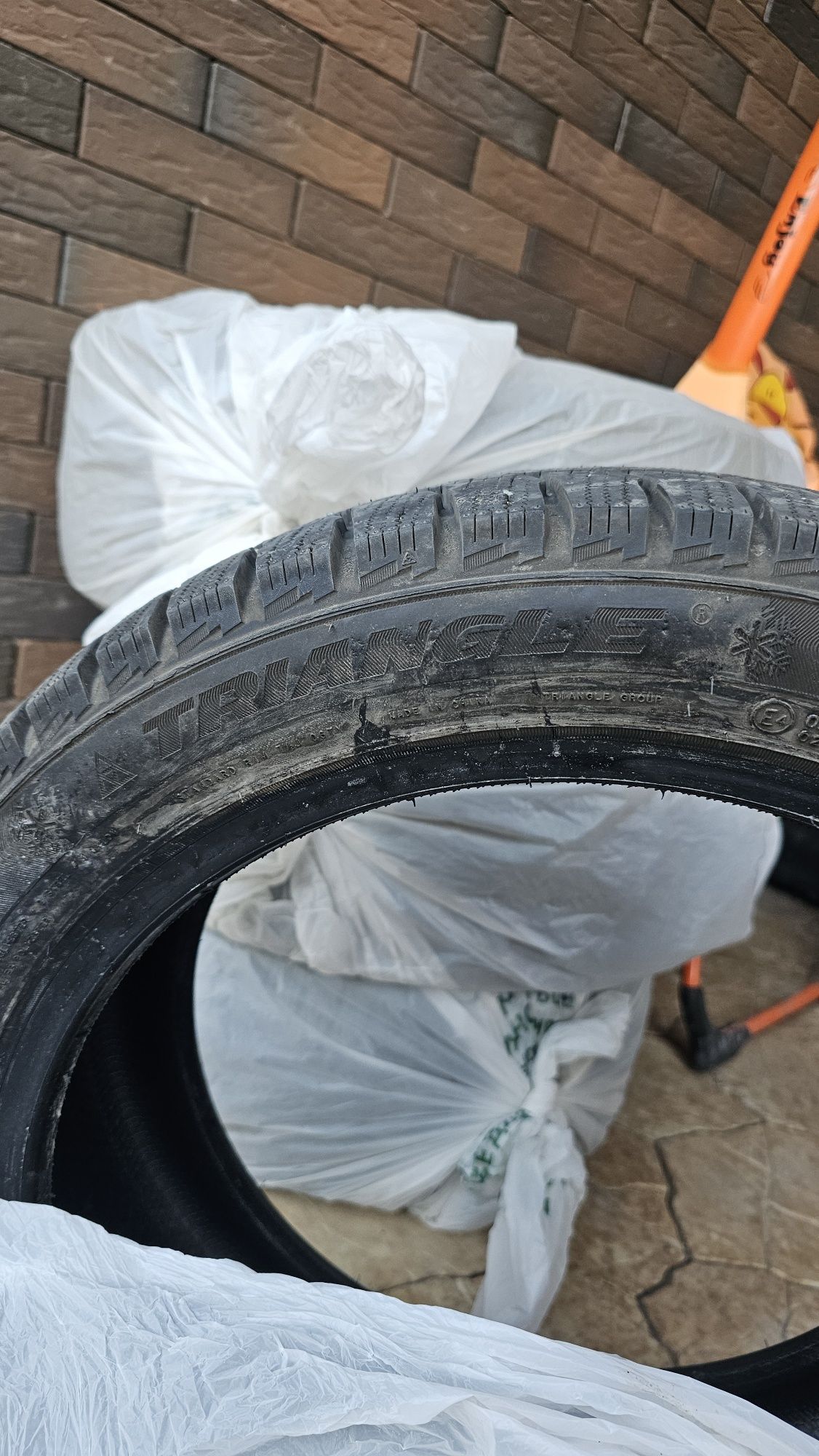 Зимние шины R17 Triange