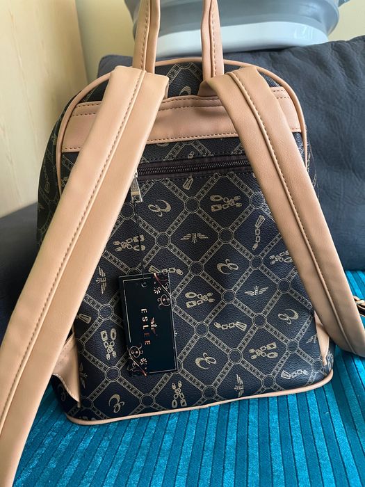 Дамска раница нова