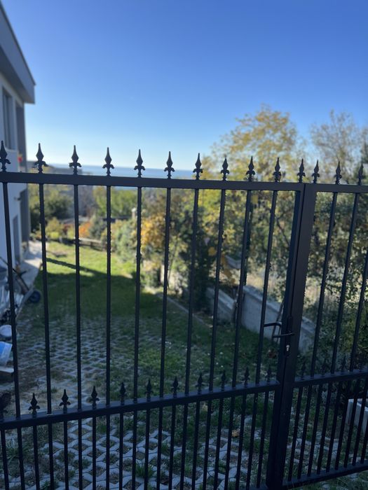 Къща с морска панорама и голям двор Горна Трака