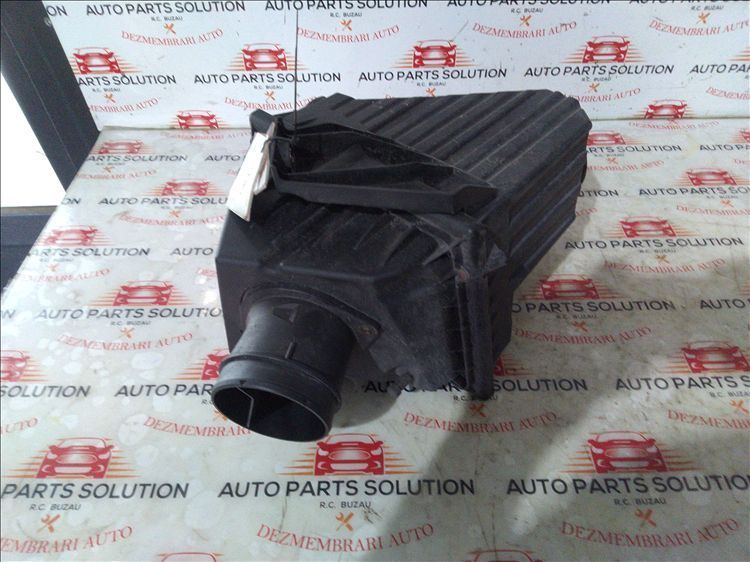 carcasa filtru aer 2.0d land rover discovery an fabr. 2018