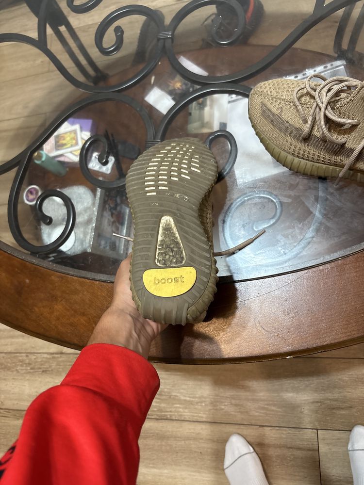 Vand yeezy urgent !