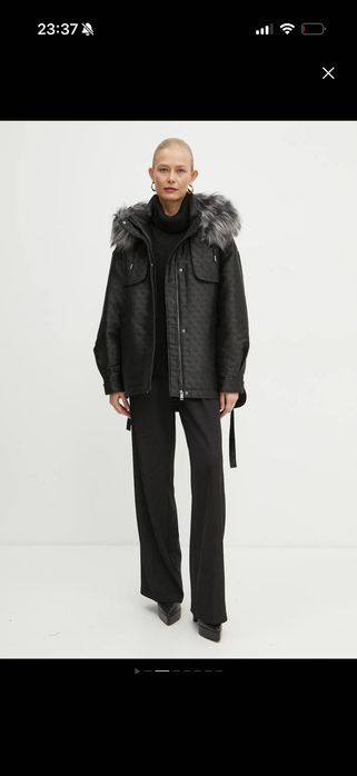 Уникално зимно яке GUESS