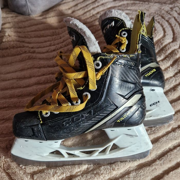 Кънки за хокей на лед CCM TACKS AS 560