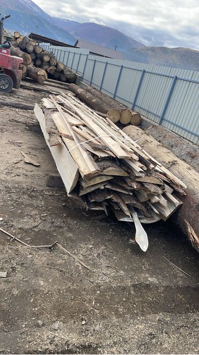 Deseuri de brad la balot