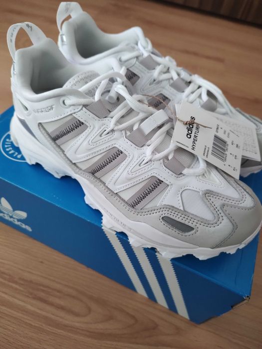 Нови мъжки обувки Adidas