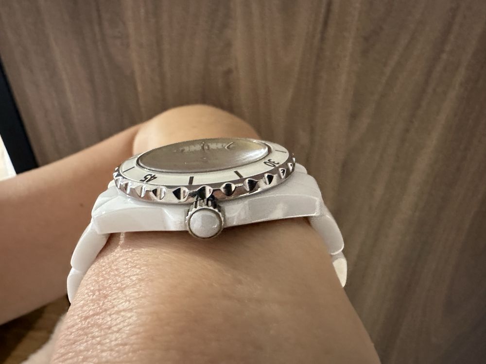 Дамски часовник Chanel