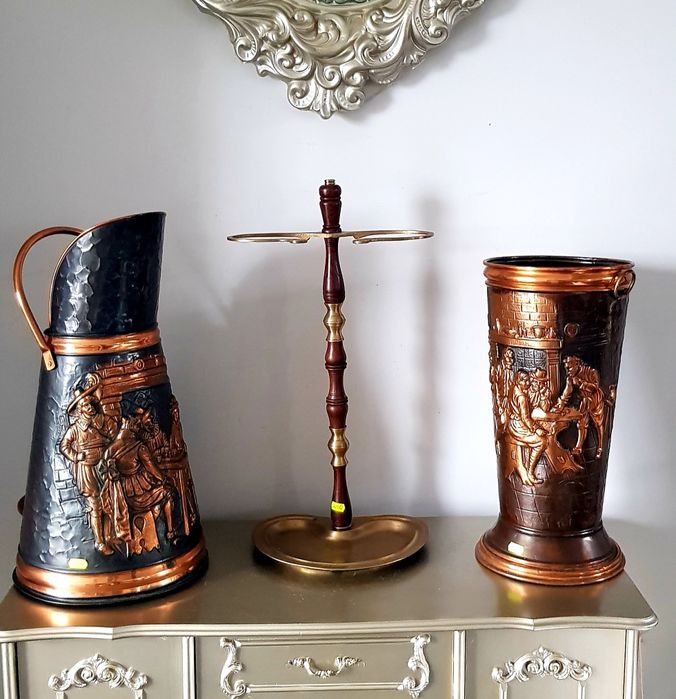 Suport vechi din alamă/bronz/lemn pentru umbrele