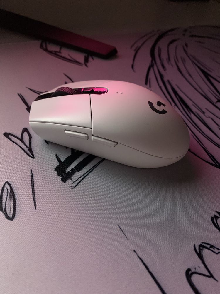 Мышка Logitech g304