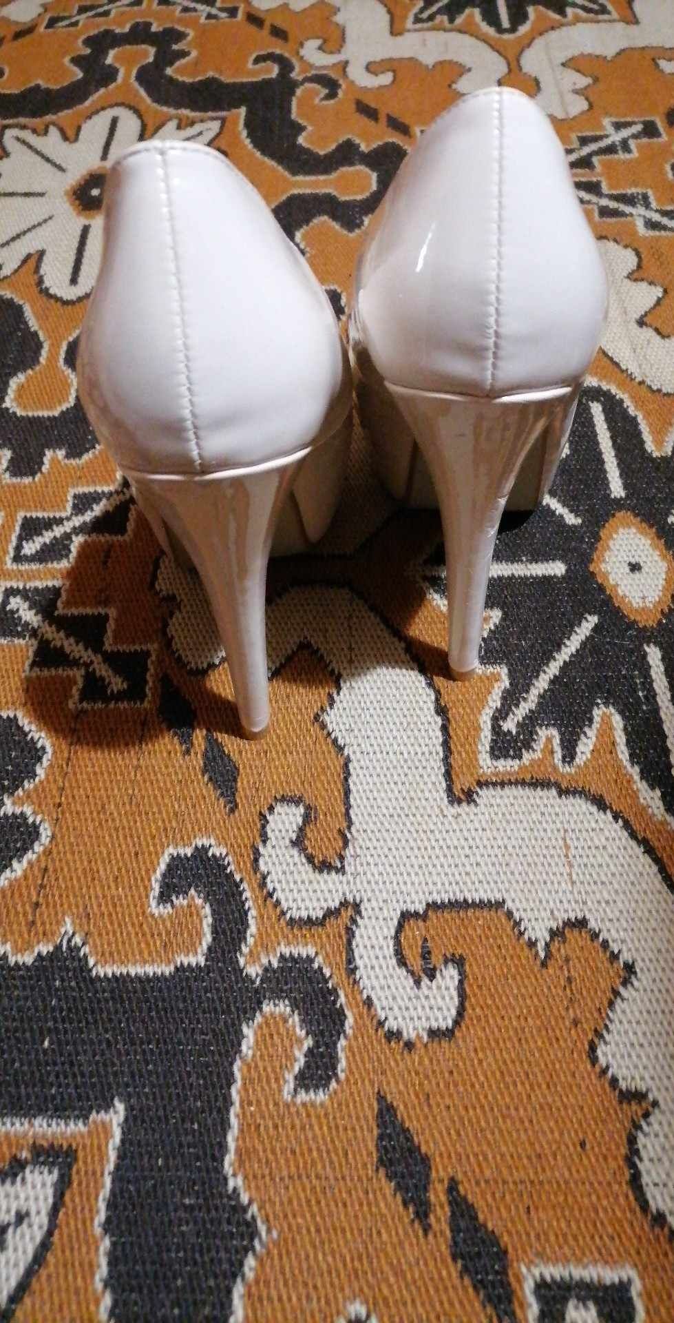 Нови дамски  обувки 38 номер