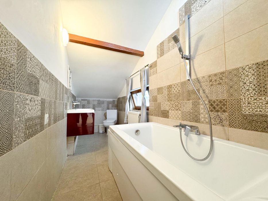 Casa tip duplex P+1E , zona ultracentrala ploiesti