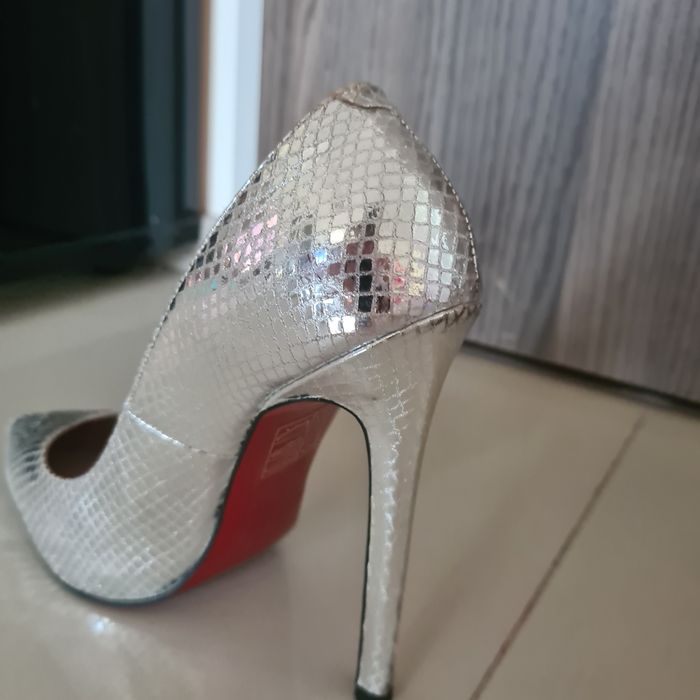 Pantofi Vicino argintii