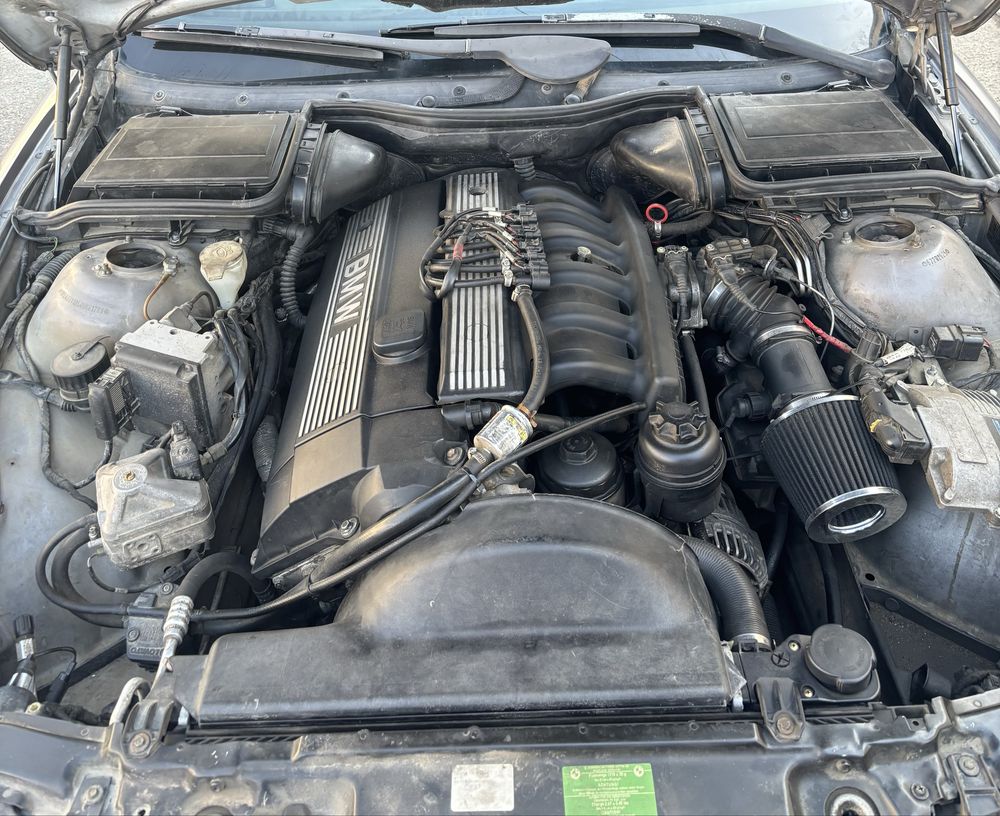Bmw e39 520i (swap de la 2.0i la 2.5i cu injectoare si soft 2.8 190cp)