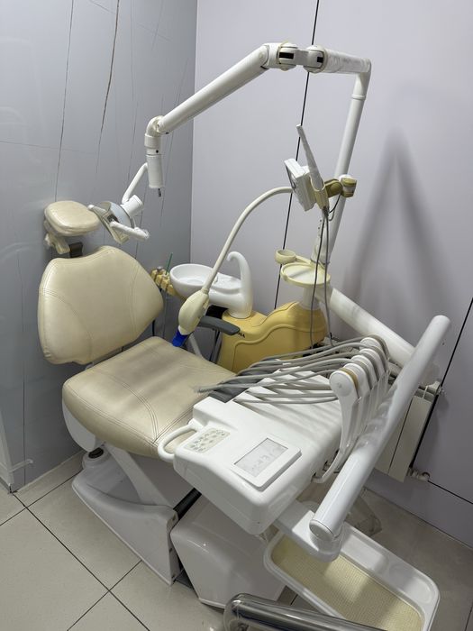 Стоматологическая установка б/у