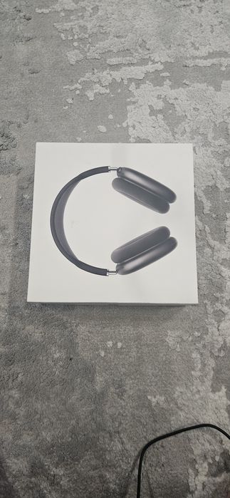 AirPods Max идеальное состояние