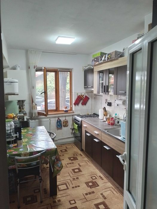 Apartament 2 camere de vânzare