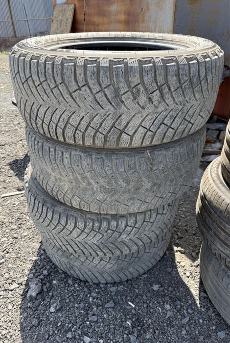 Шины зимние Мишлен x-ice north 4