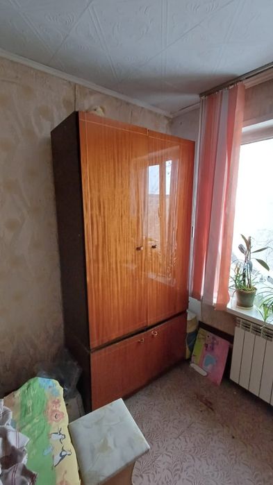 Мебель бесплатно, самовывоз. Срочно.