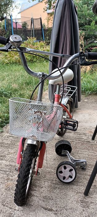 Bicicletă copii cu roți ajutătoare