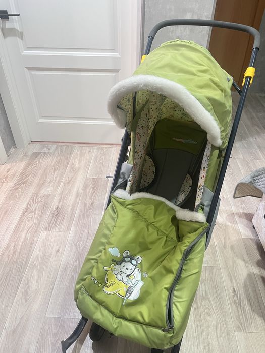 Продам санки-коляски