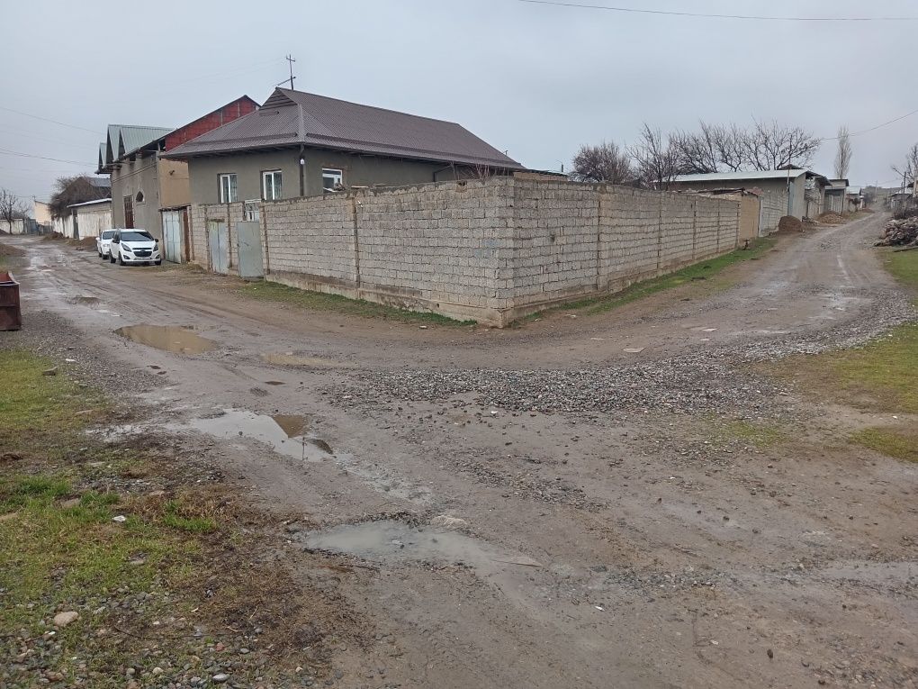 Qibray A jomiy mahallasida 2 sotix yer sotiladi xujjatlari joyida
