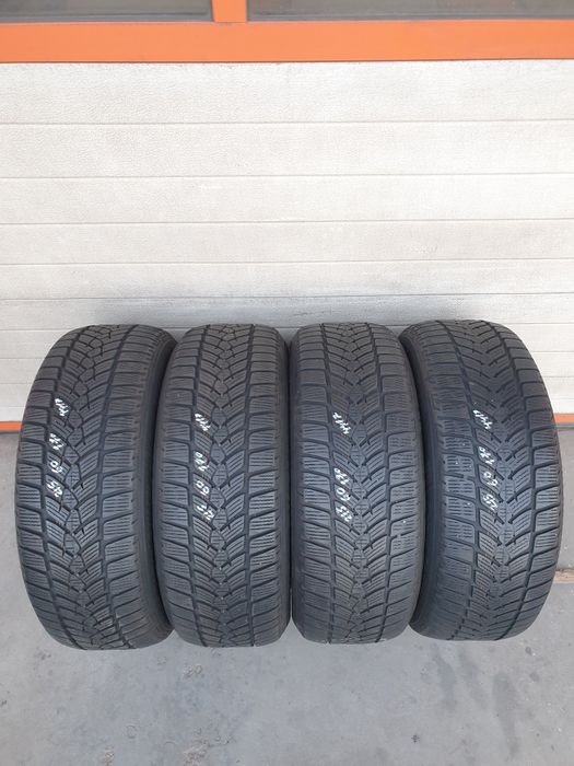 Зимни гуми 4 броя FULDA KristallControlSuv 215 60 R17 дот 4417