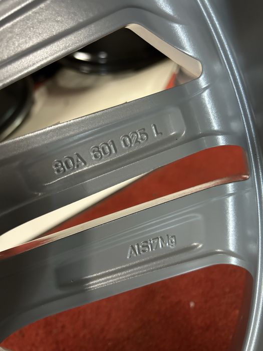 Джанти 20 цола 5х112 Audi Q5 Оригинални Нови