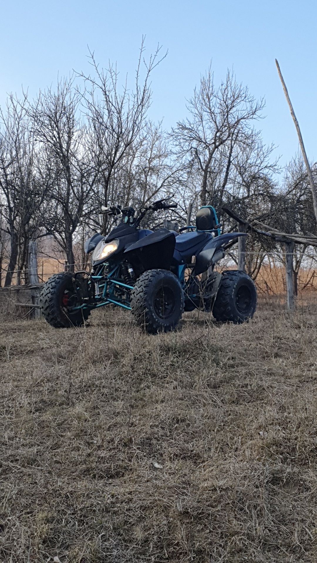 Dau la schimb atv 350 SMK cu mașină bună de strada