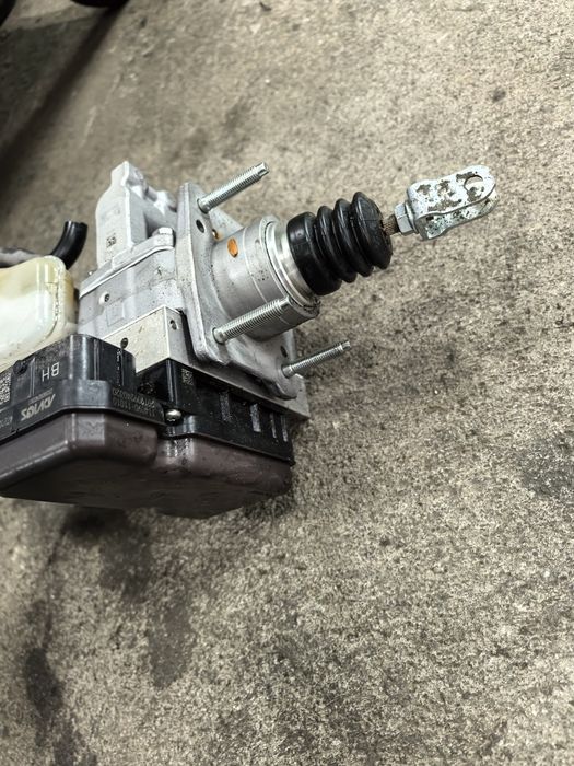 Спирачна помпа/Brake Pump за Toyota CHR