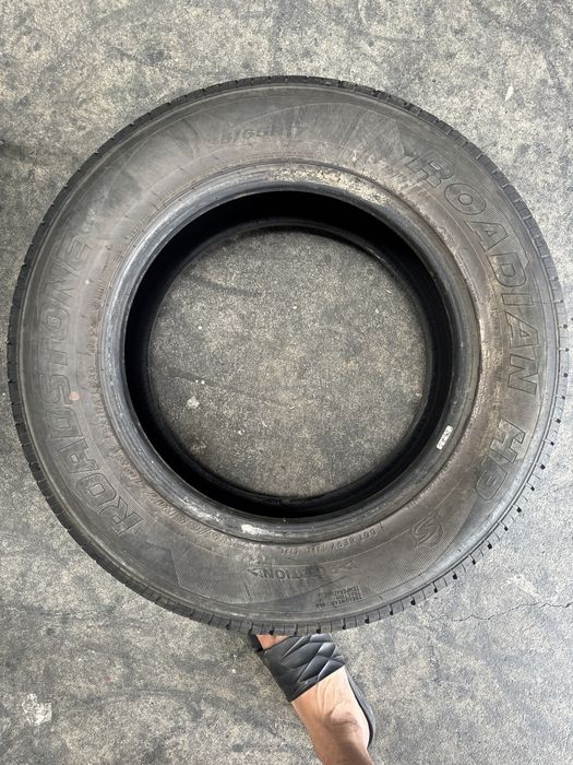 235/65/17 Roadstone M+S