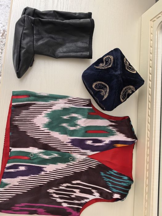 Узбекскии национальный костюм