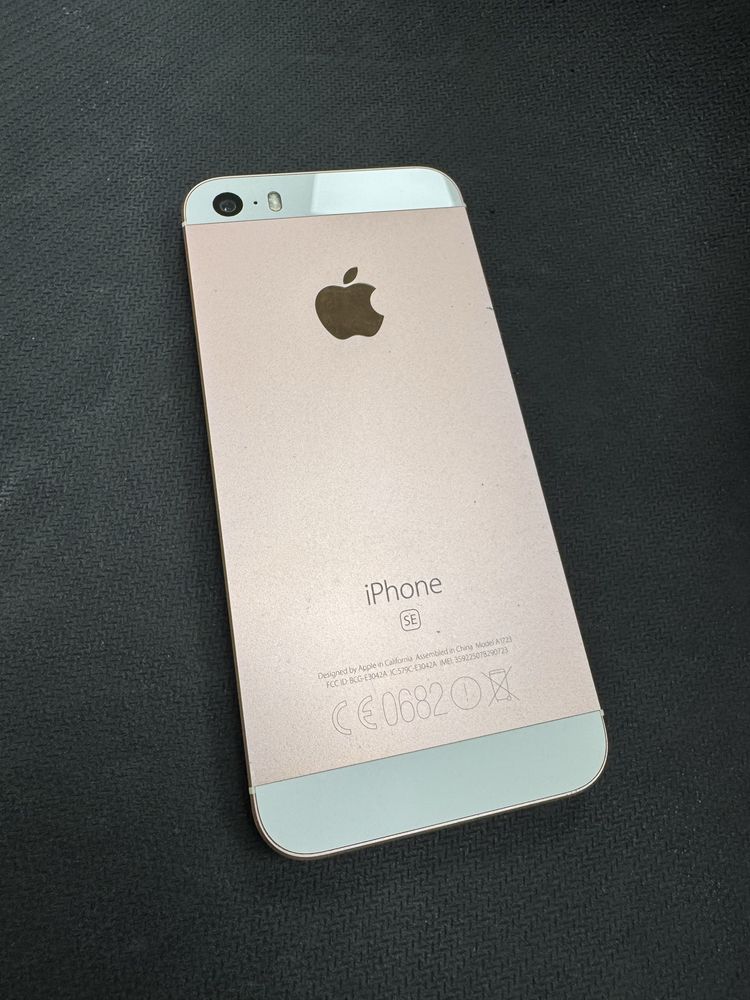 iPhone SE (2016) 16gb - заключен