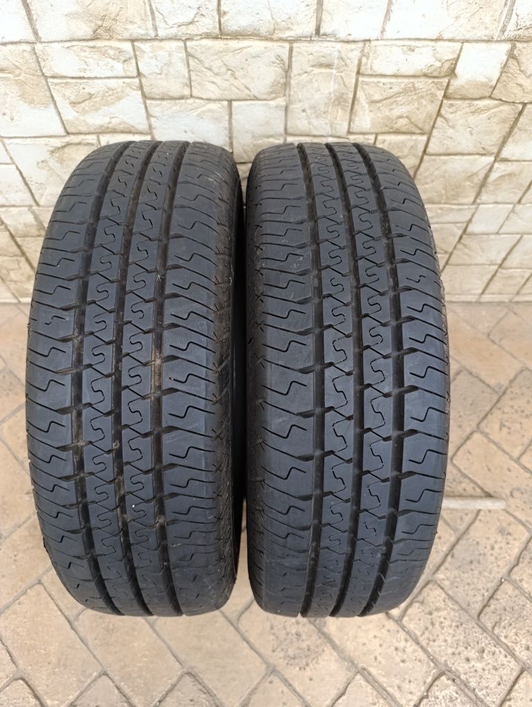Гуми за Микробус 205/70/15/С Matador