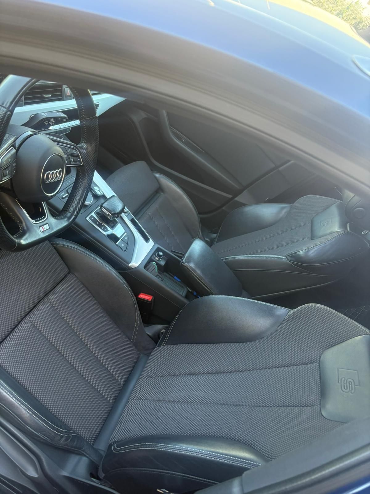 Vând Audi a4 b9 2017 Pachet S - Line