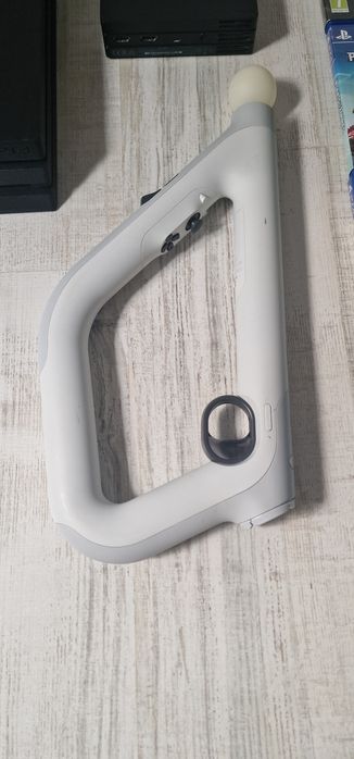 PS 4 PRO 1T+ 2 controller+ Kit complet VR+ 11 jocuri+ motion+pusca etc