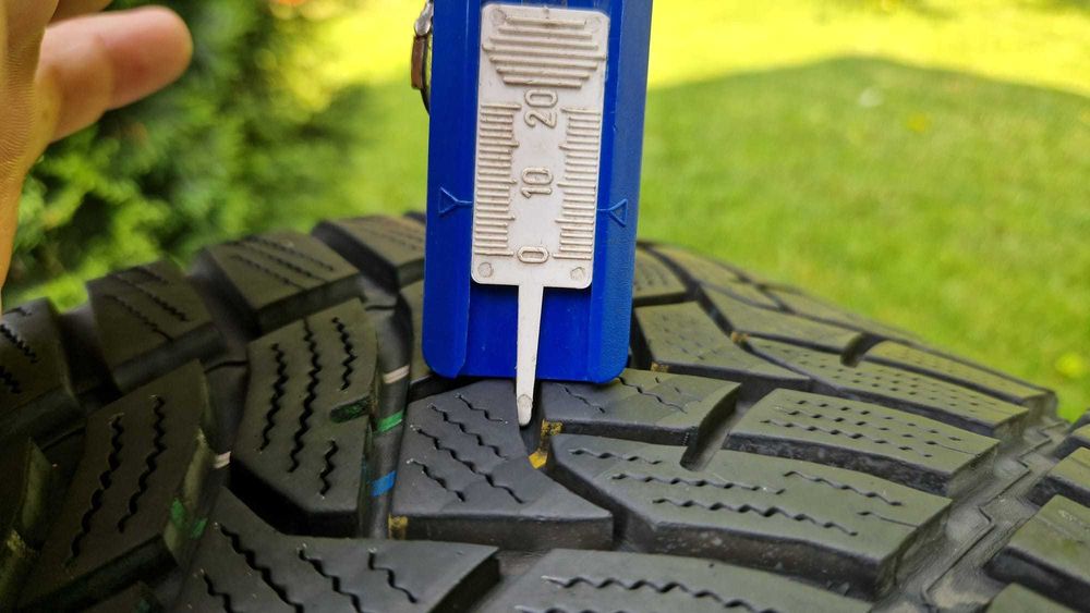 Anvelope iarna 225 45 R 17 Dunlop