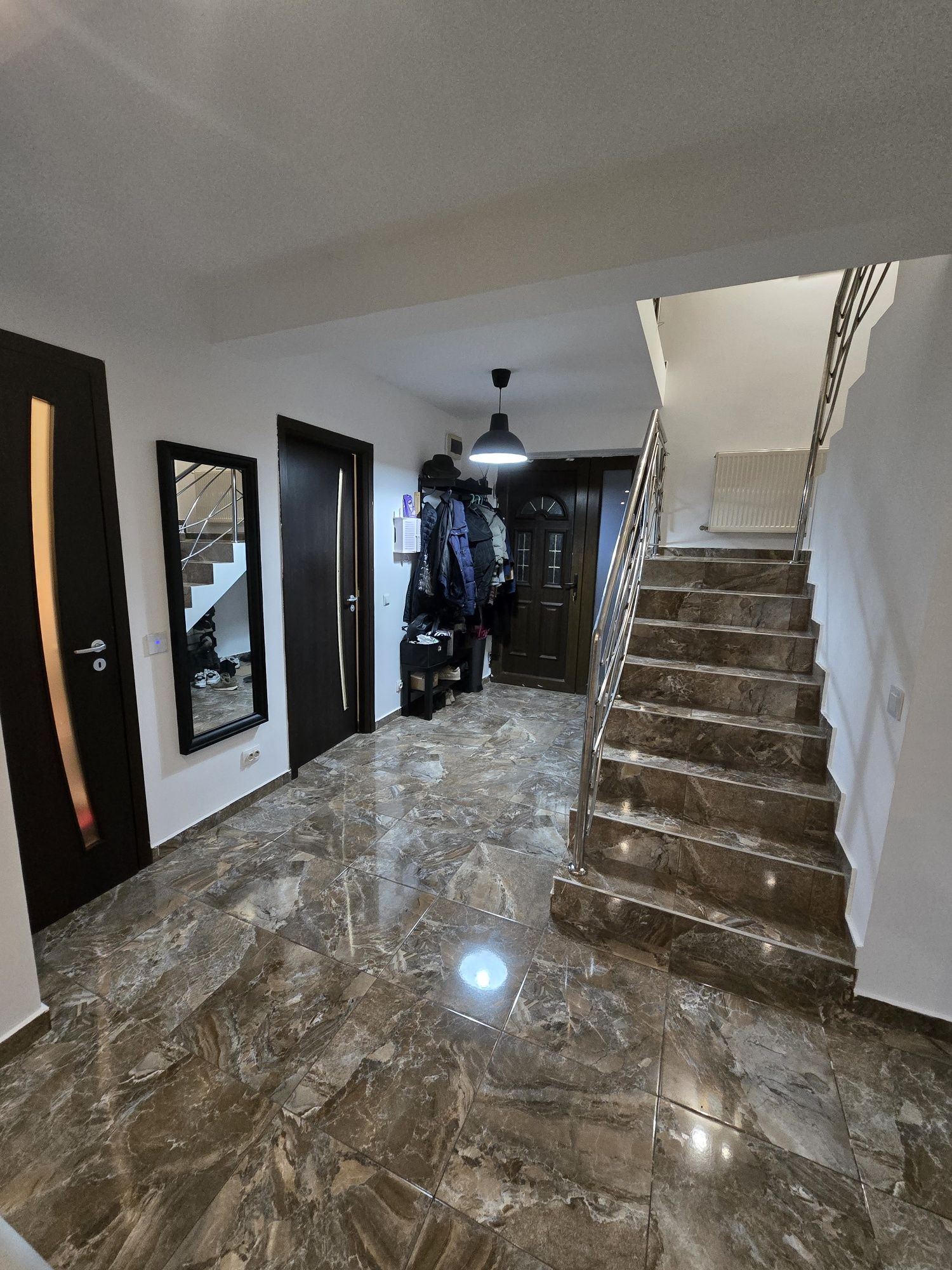 Vand casa in Bucium zona Plopii fara Sot