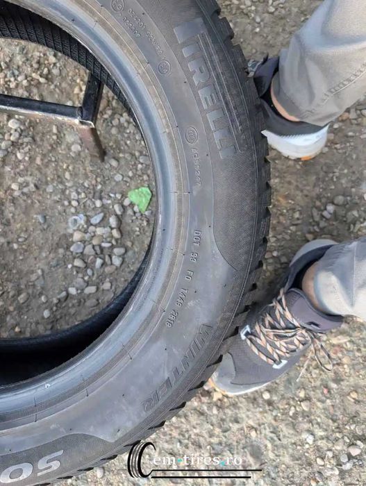 SET 2 Anvelope Iarna 205/60 R16 PIRELLI Sottozero 3 96H