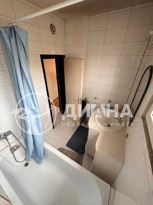 Продава се Четиристаен апартамент в Пловдив, Център - 140 кв.м за 1750 €/кв.м - Снимка #9